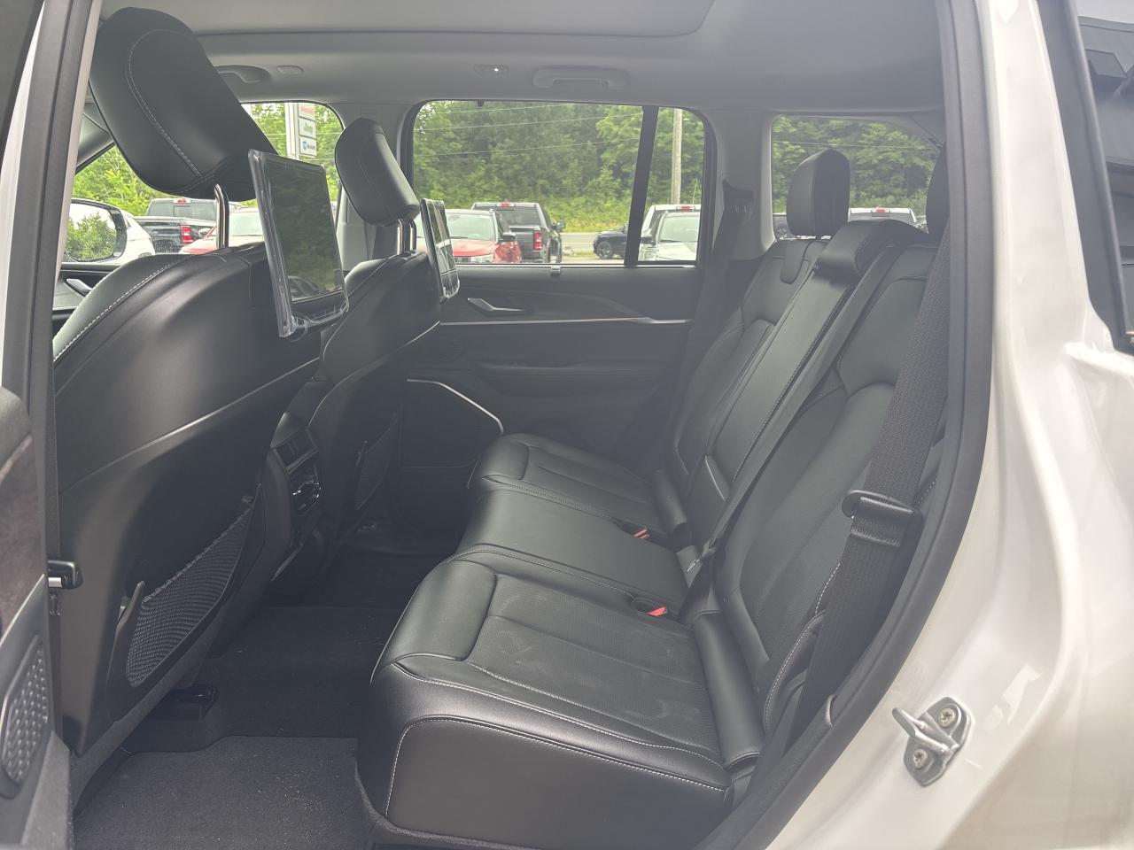 2023 Jeep Grand Cherokee 4xe  Photo