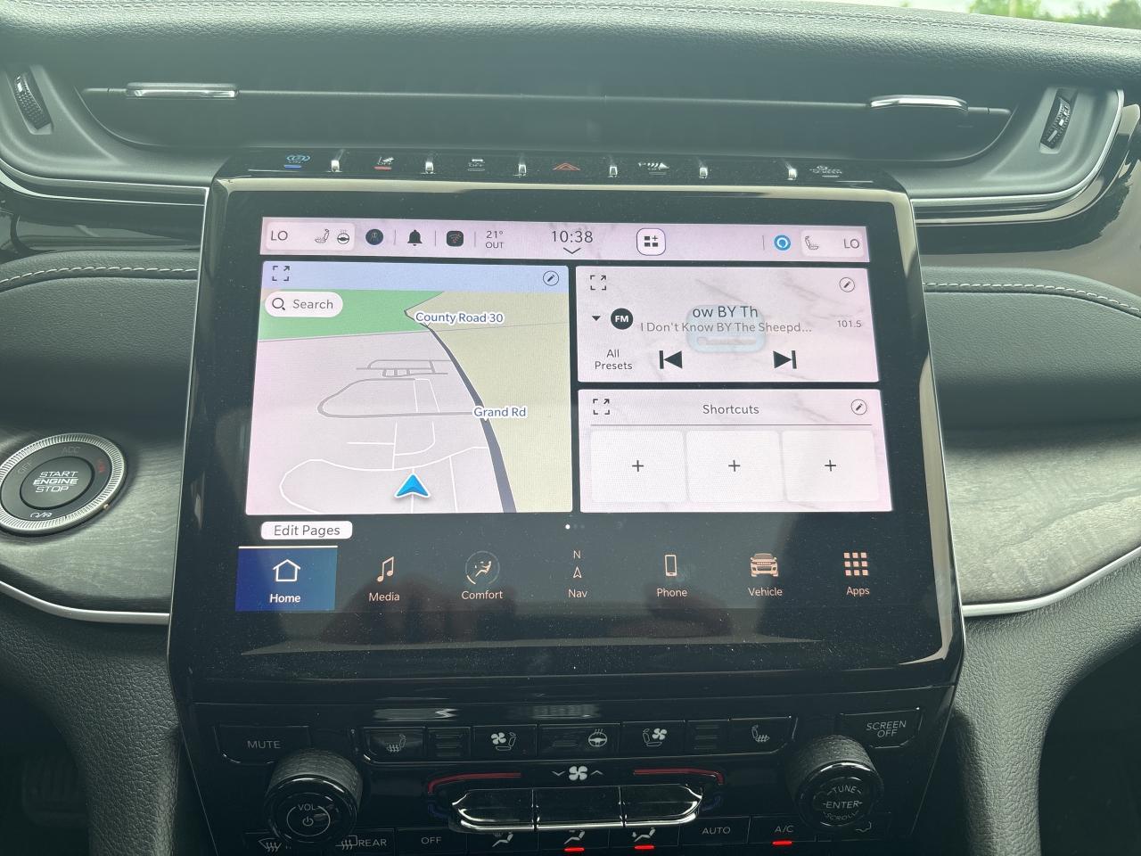 2023 Jeep Grand Cherokee 4xe  Photo