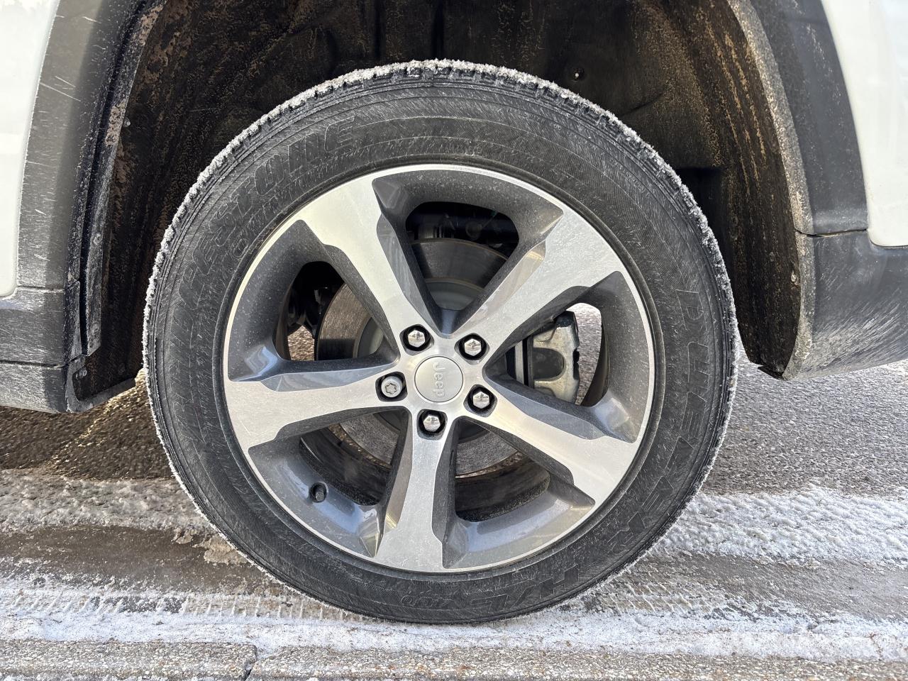 2023 Jeep Grand Cherokee 4xe  Photo