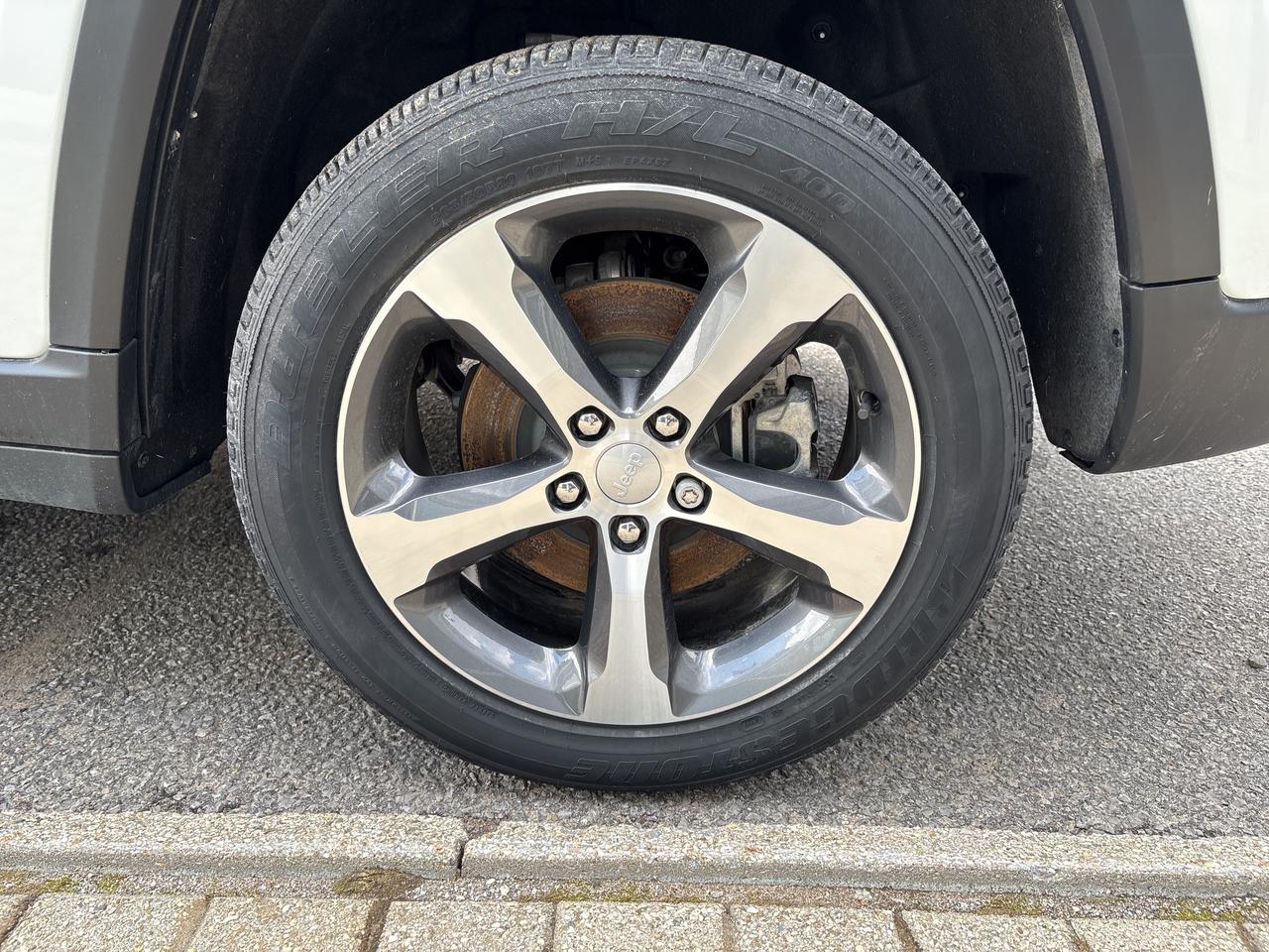 2023 Jeep Grand Cherokee 4xe  Photo