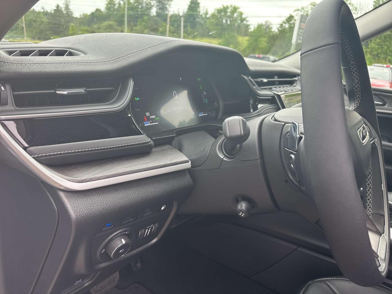 2023 Jeep Grand Cherokee  Photo