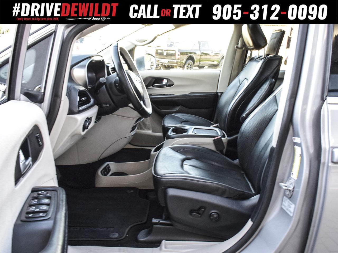 2017 Chrysler Pacifica LIMITED   THEATER GROUP   ADVANCED SAFETY GRP Photo