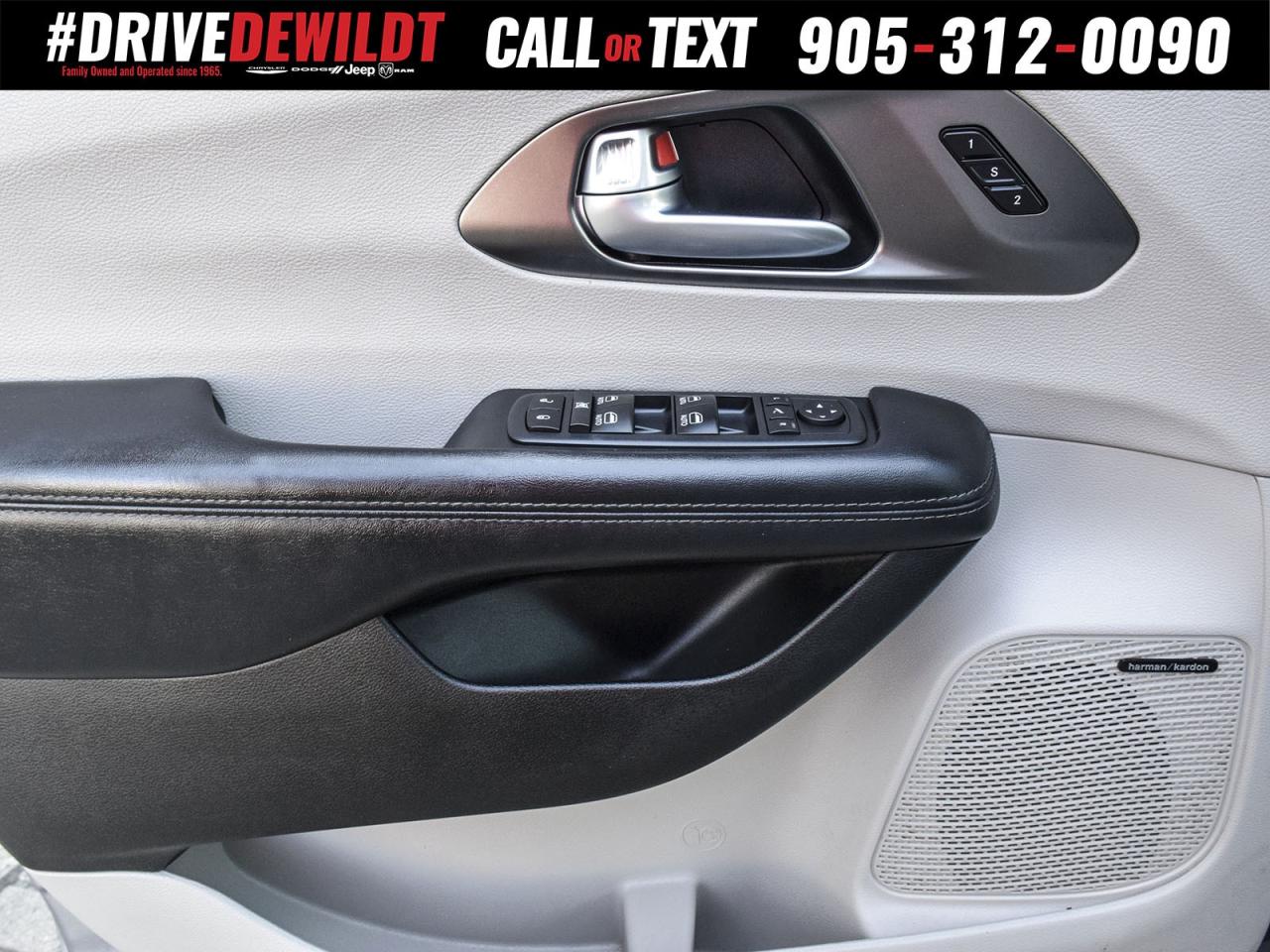 2017 Chrysler Pacifica LIMITED   THEATER GROUP   ADVANCED SAFETY GRP Photo