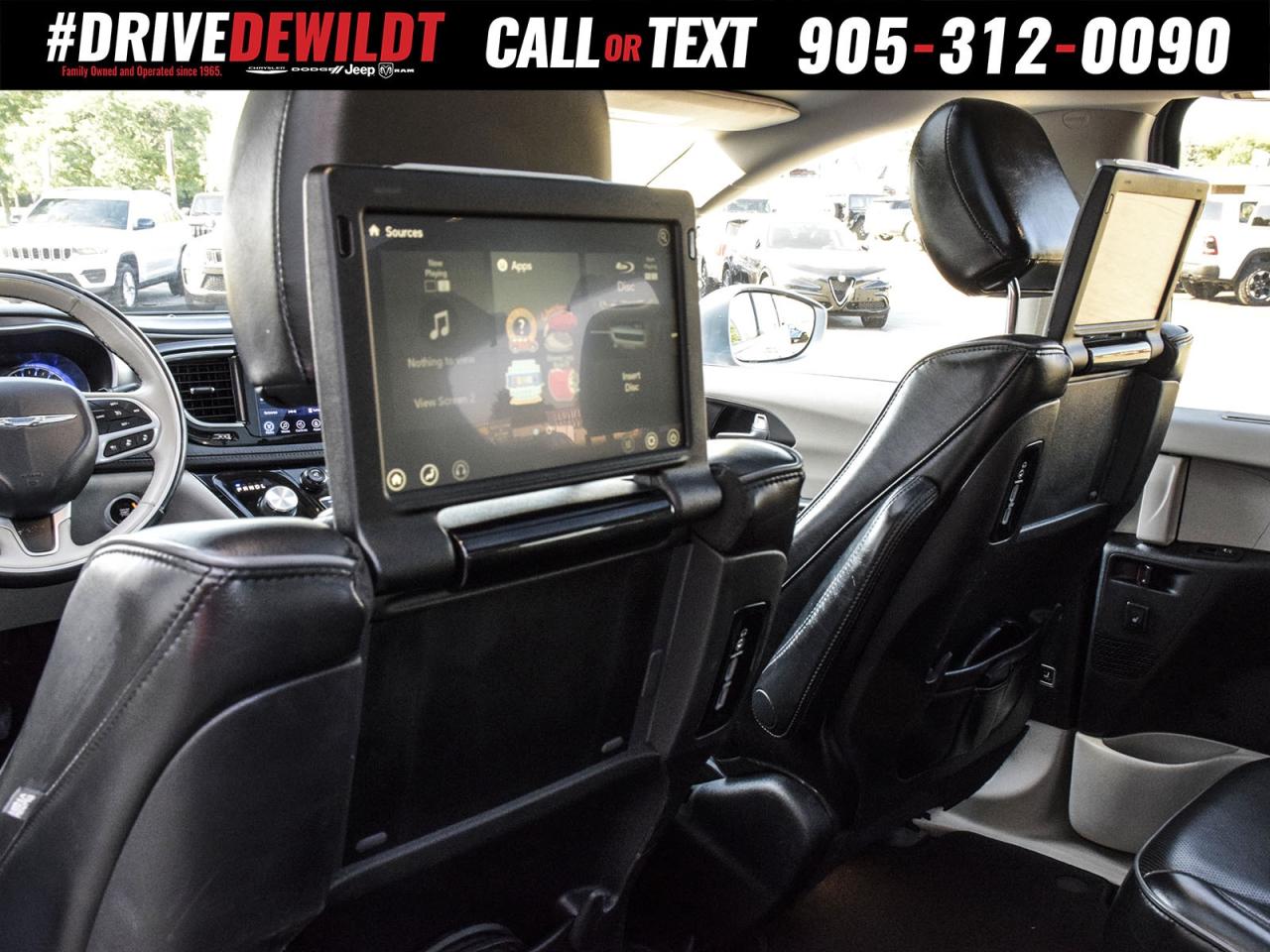 2017 Chrysler Pacifica LIMITED   THEATER GROUP   ADVANCED SAFETY GRP Photo