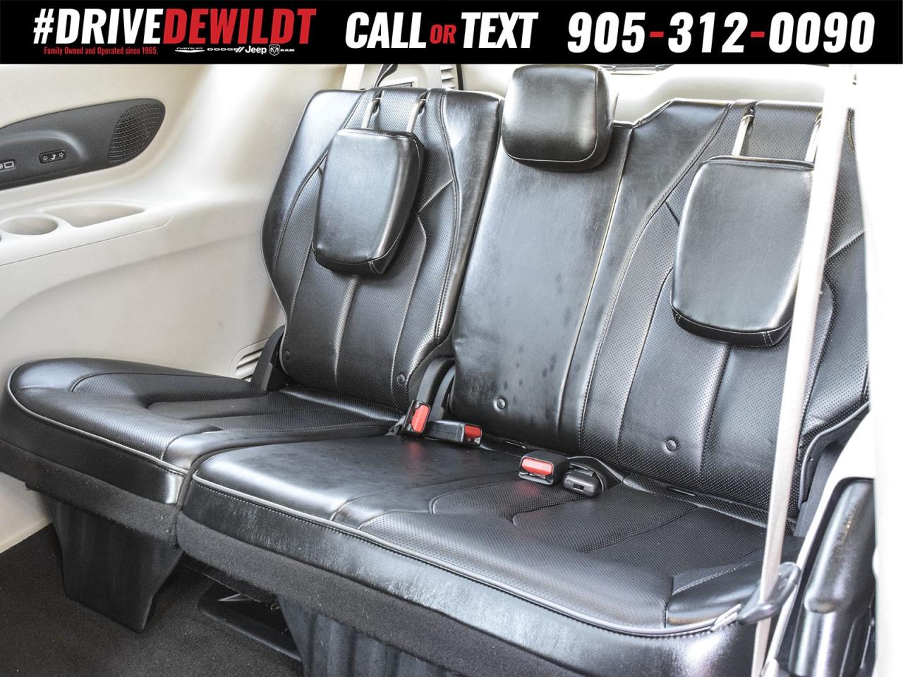 2017 Chrysler Pacifica LIMITED   THEATER GROUP   ADVANCED SAFETY GRP Photo