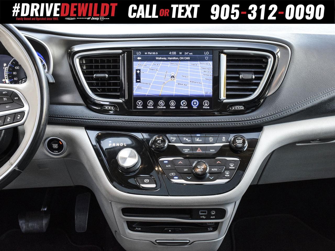 2017 Chrysler Pacifica LIMITED   THEATER GROUP   ADVANCED SAFETY GRP Photo