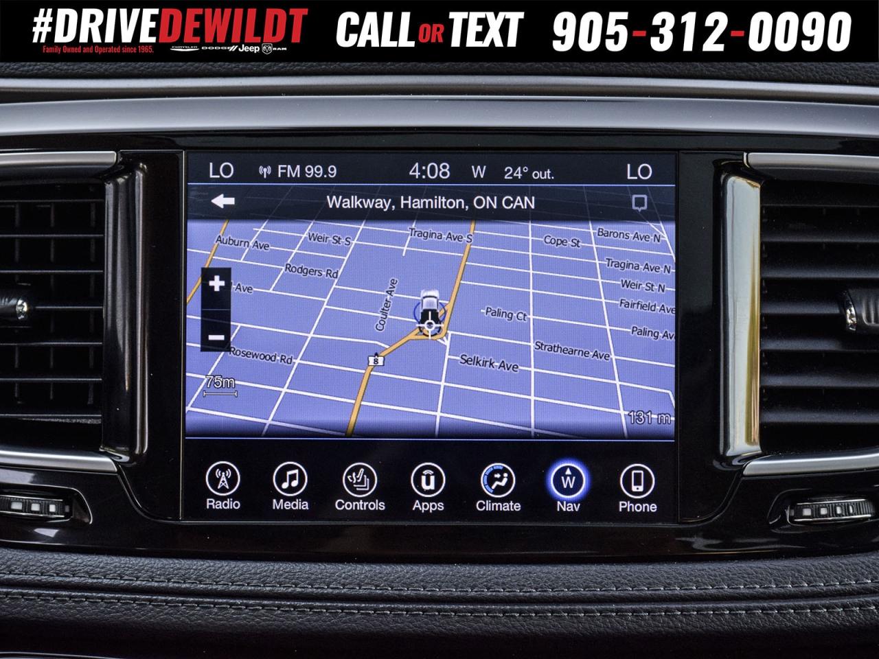 2017 Chrysler Pacifica LIMITED   THEATER GROUP   ADVANCED SAFETY GRP Photo