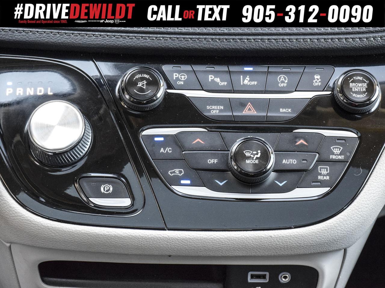 2017 Chrysler Pacifica LIMITED   THEATER GROUP   ADVANCED SAFETY GRP Photo