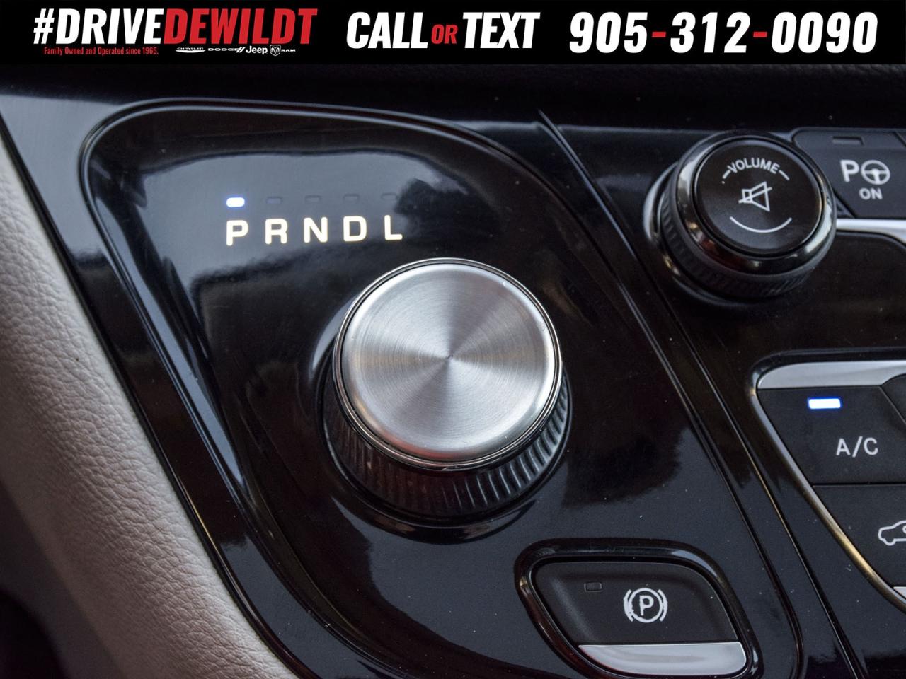 2017 Chrysler Pacifica LIMITED   THEATER GROUP   ADVANCED SAFETY GRP Photo