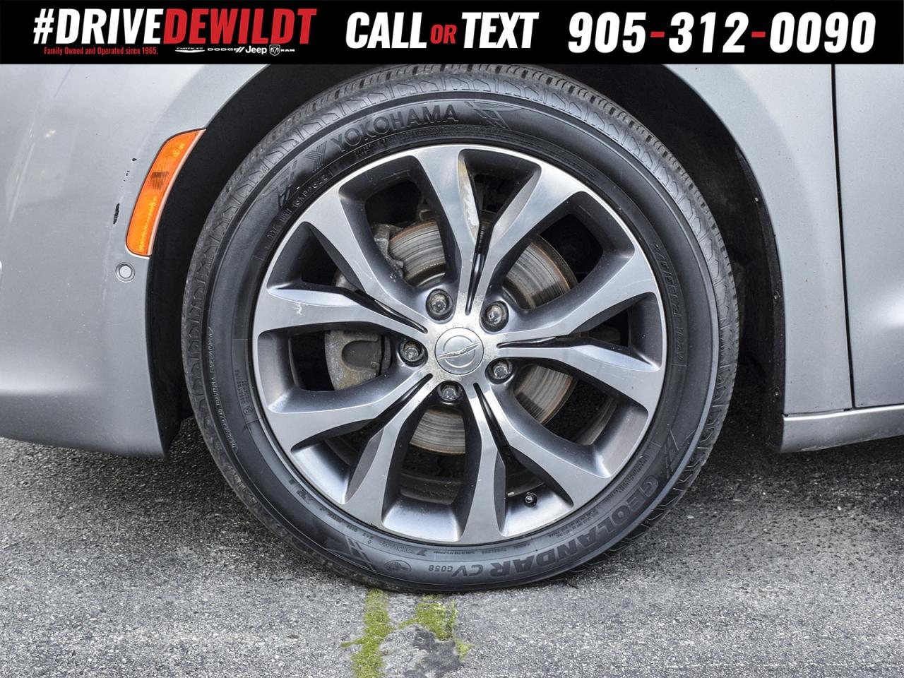 2017 Chrysler Pacifica LIMITED   THEATER GROUP   ADVANCED SAFETY GRP Photo