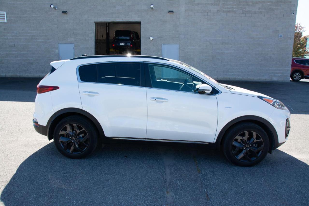2021 Kia Sportage EX Photo