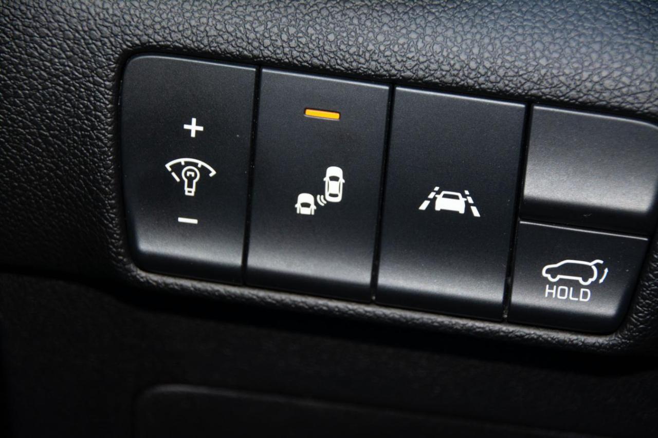 2021 Kia Sportage EX Photo