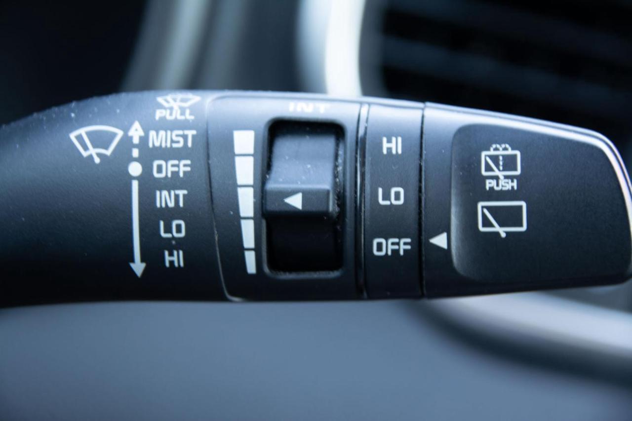 2021 Kia Sportage EX Photo