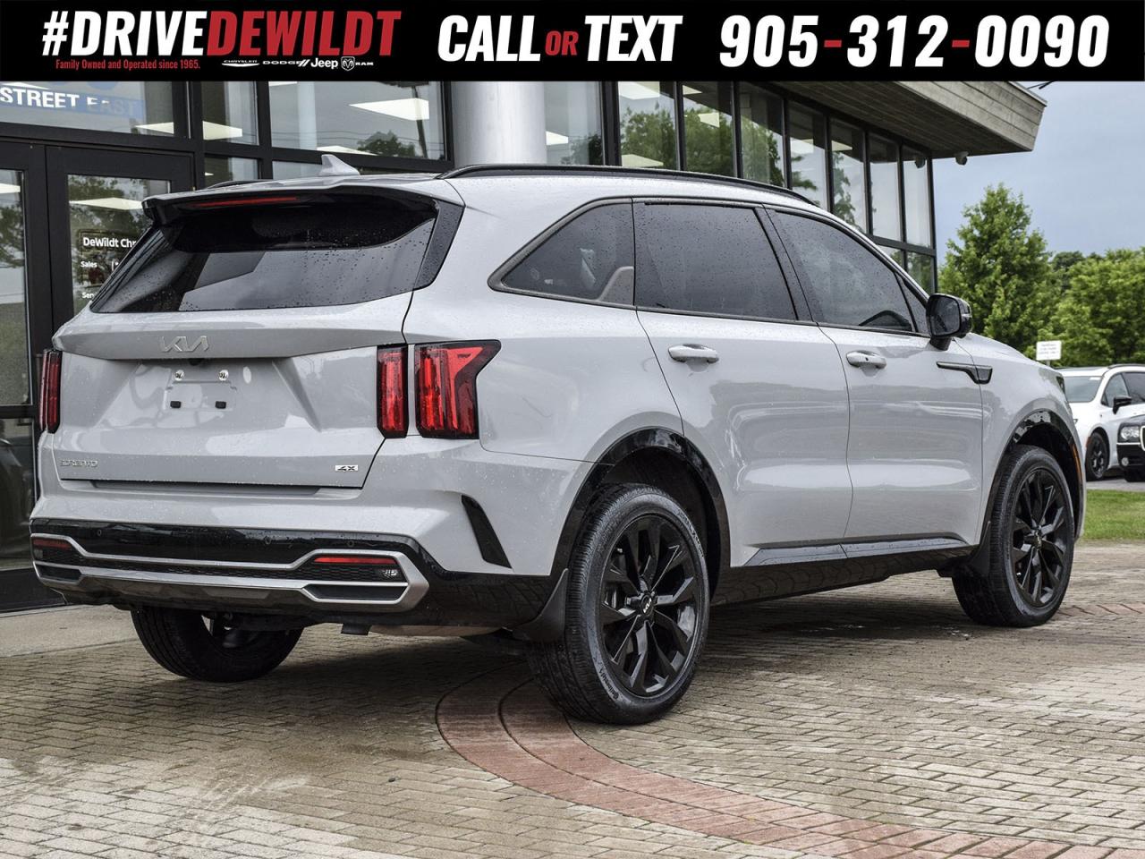 2023 Kia Sorento SX   ALL WHEEL DRIVE   BLACK LEATHER Photo