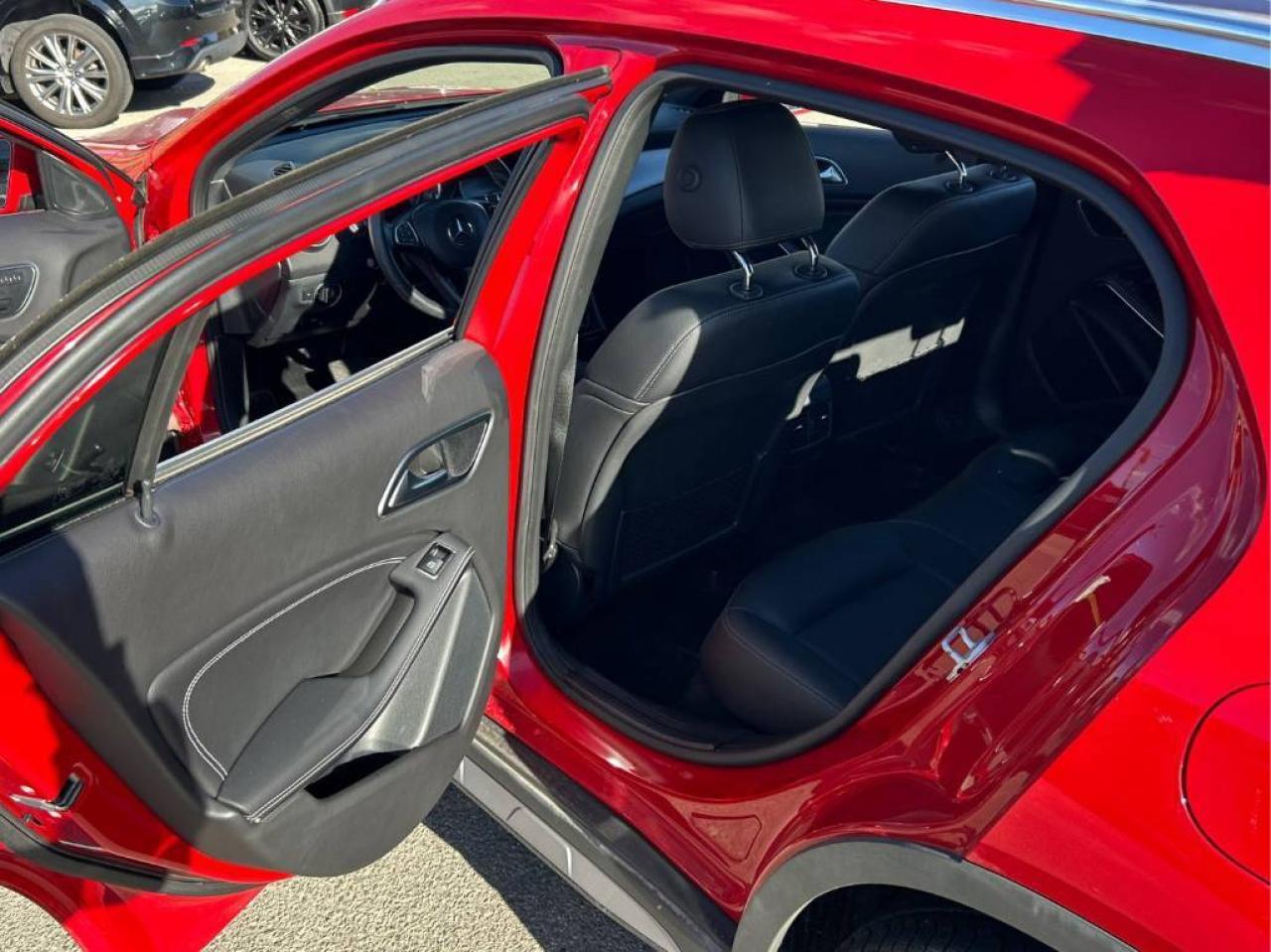 2016 Mercedes-Benz GLA GLA 250 BLACK LEATHER INTERIOR! Photo