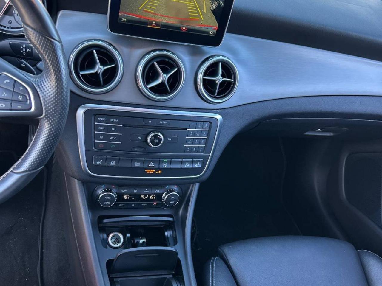 2016 Mercedes-Benz GLA GLA 250 BLACK LEATHER INTERIOR! Photo