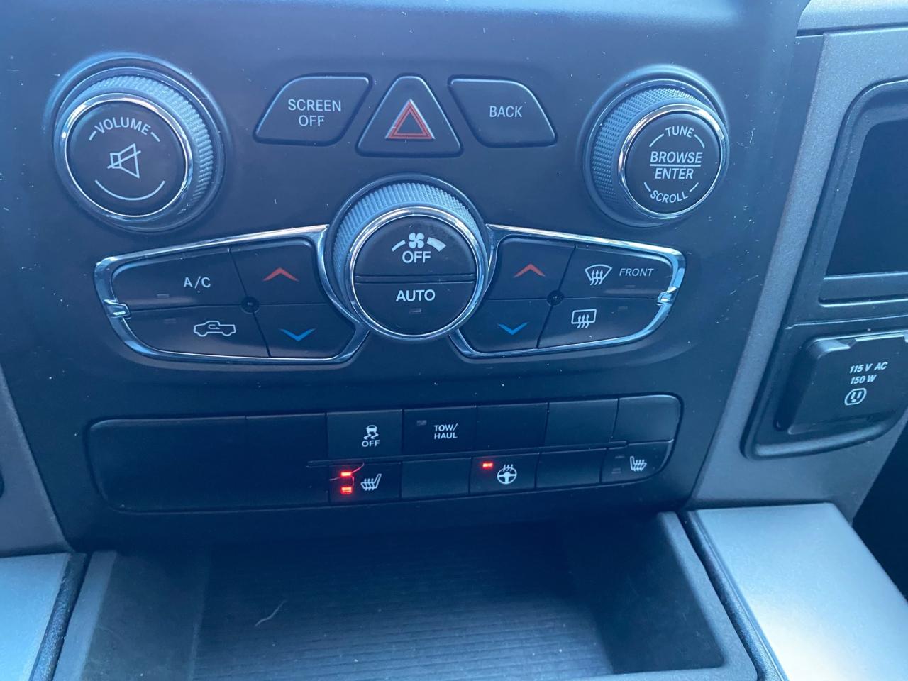 2023 RAM 1500 Classic TRADESMAN Photo