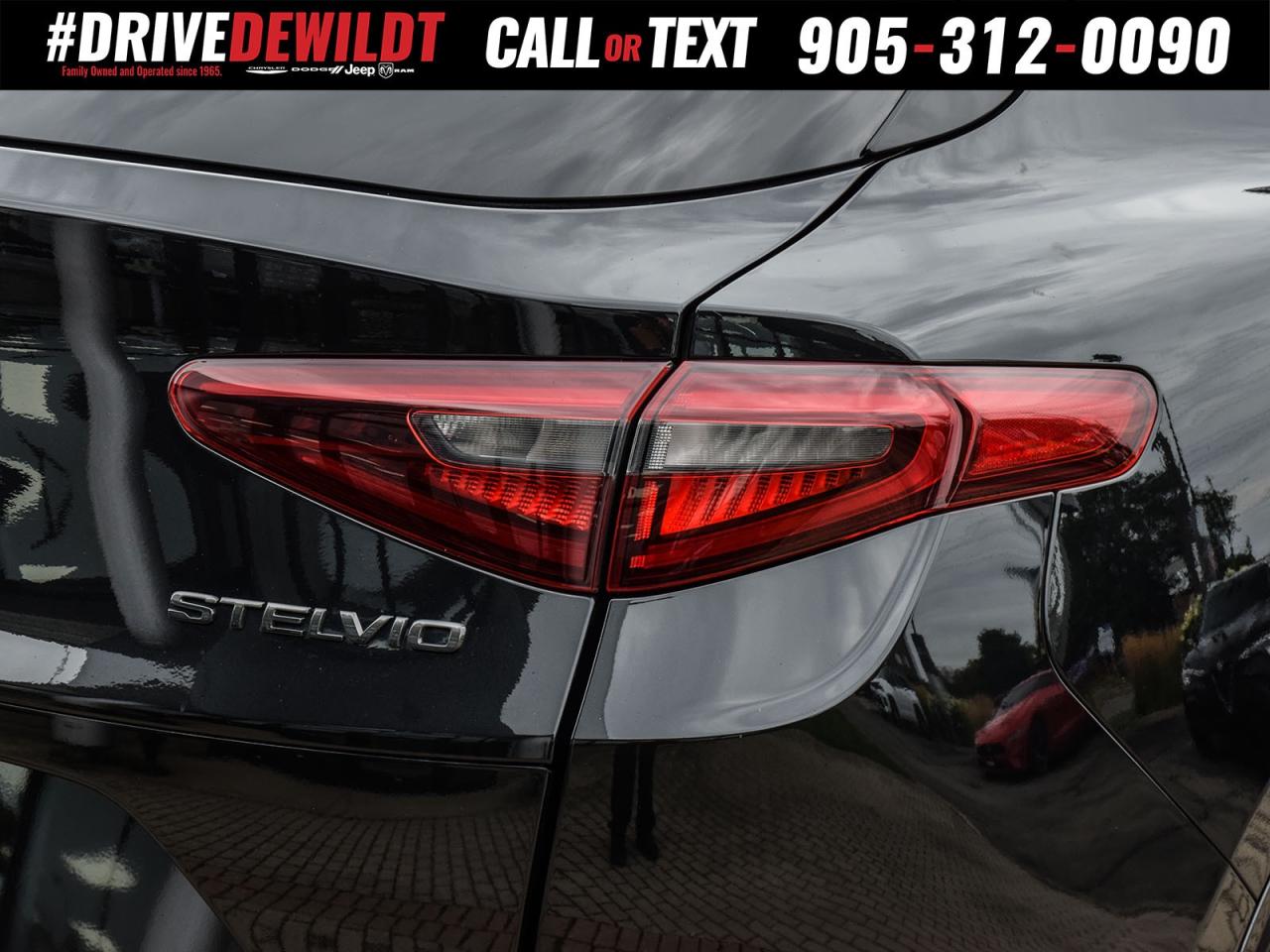 2021 Alfa Romeo Stelvio Ti AWD   RED LEATHER SEATS   DUAL-PANE SUNROOF Photo