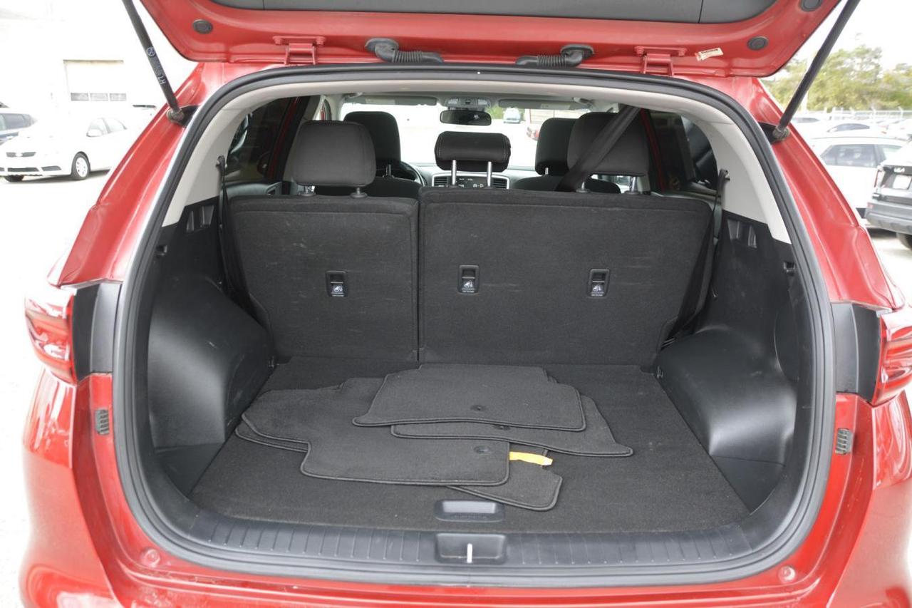 2022 Kia Sportage EX Photo