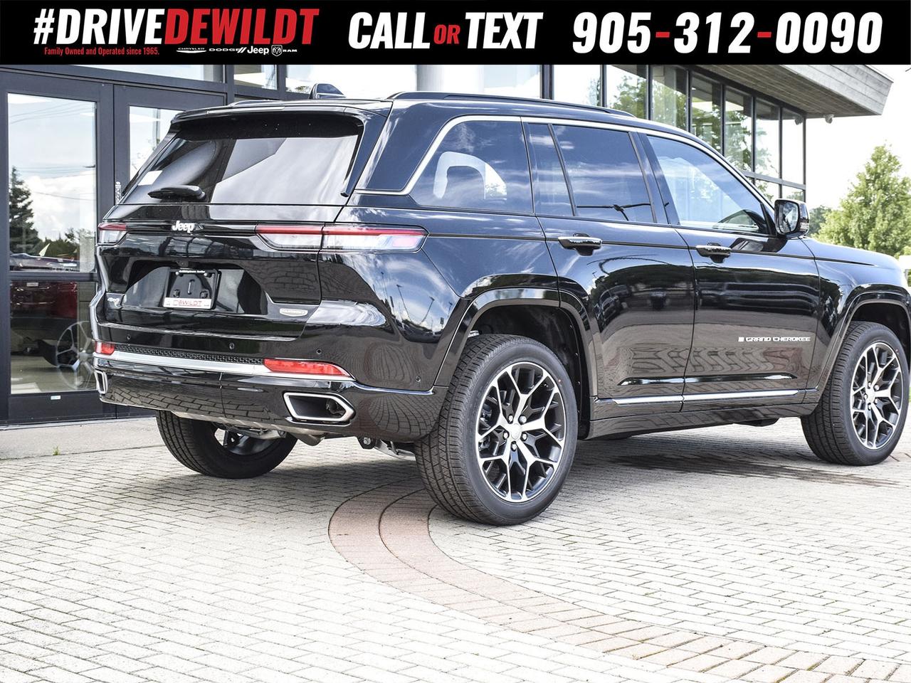 2025 Jeep Grand Cherokee SUMMIT RESERVE   DEMO   NEW CAR RATES Photo
