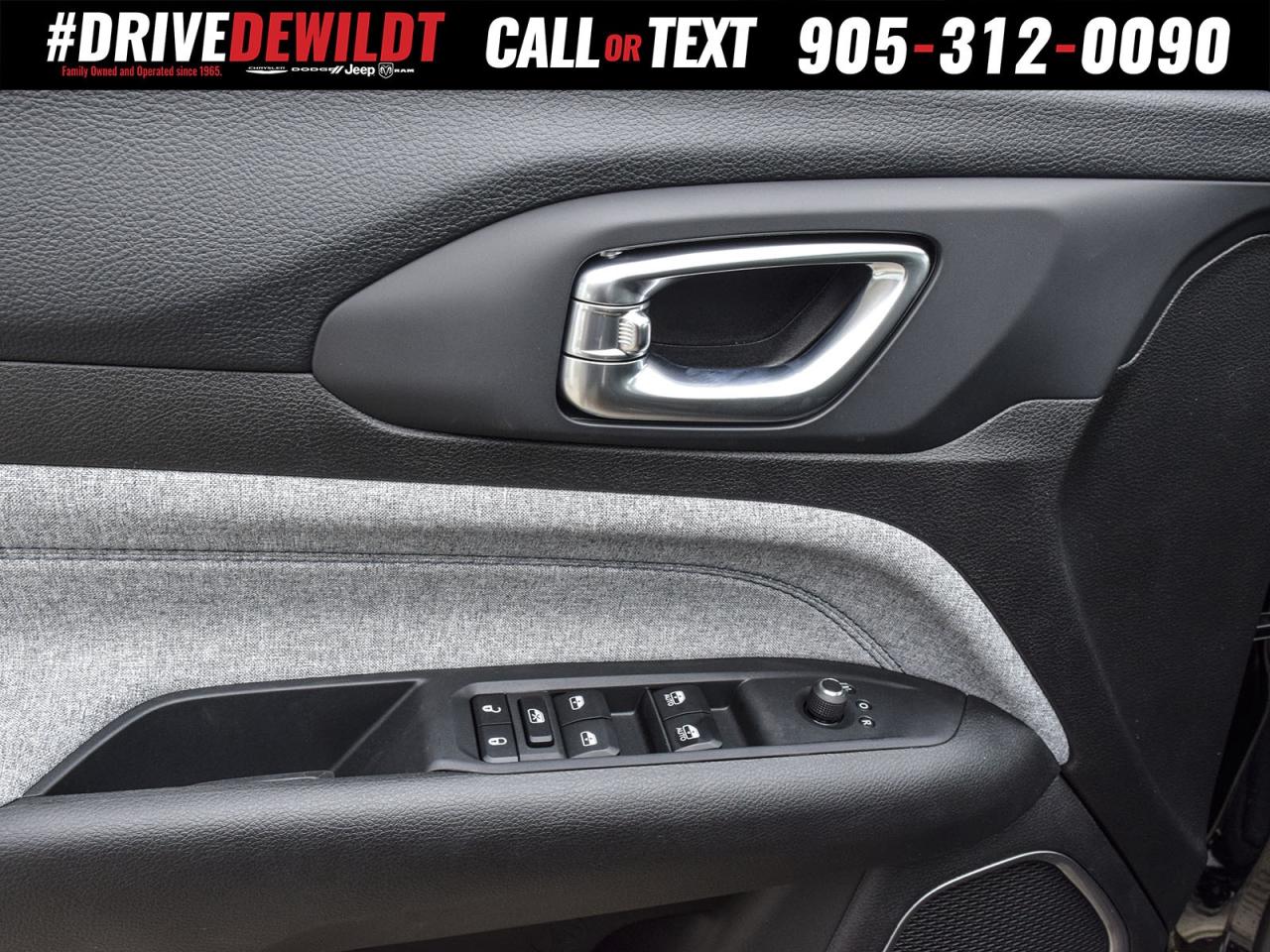 2025 Jeep Compass SPORT   NEW CAR RATES   BRAND NEW Photo