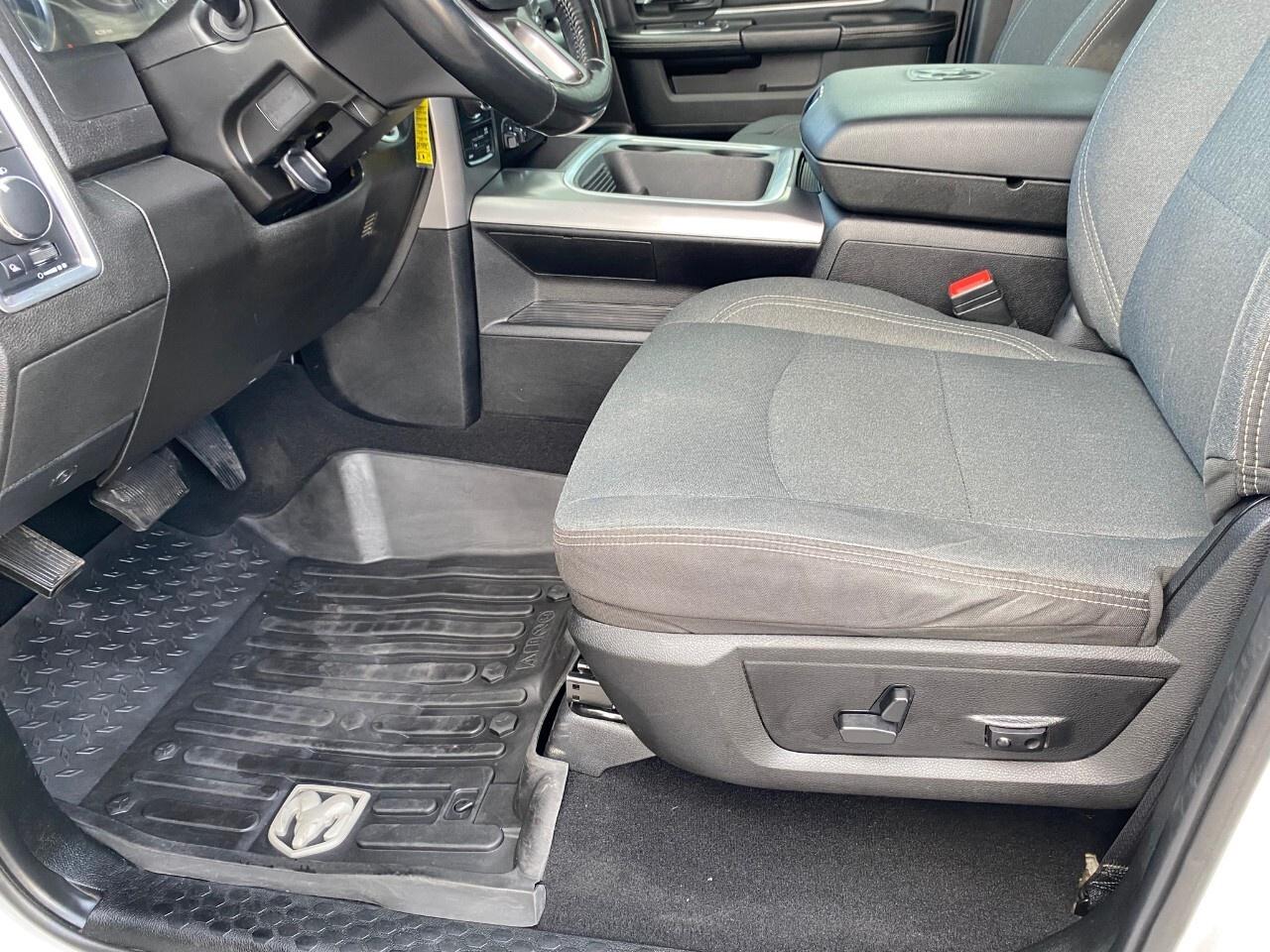 2023 RAM 1500 Classic Warlock 4x4 Crew Cab 5'7 Box Photo