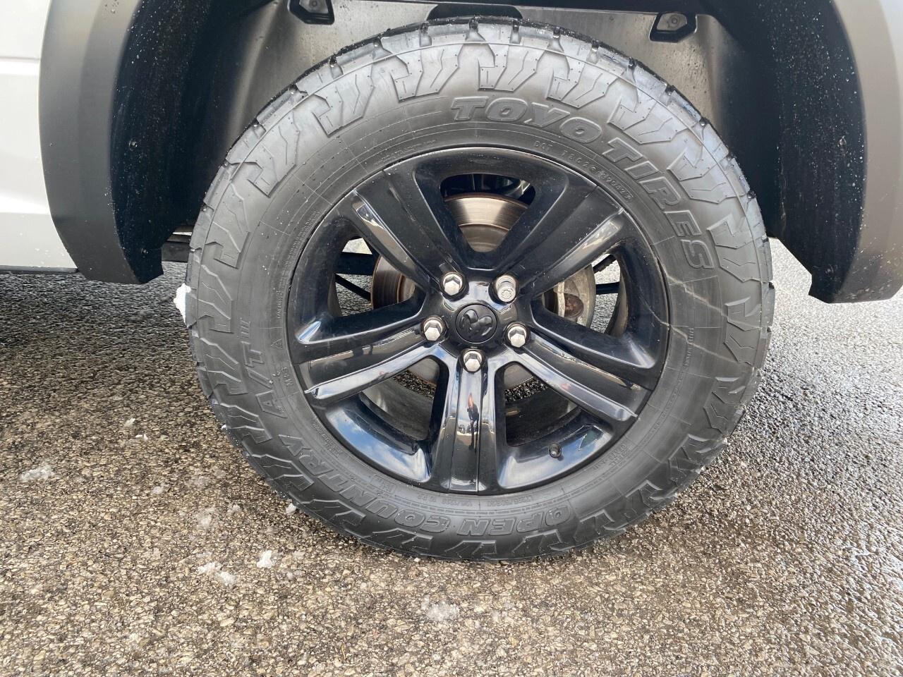 2023 RAM 1500 Classic Warlock 4x4 Crew Cab 5'7 Box Photo