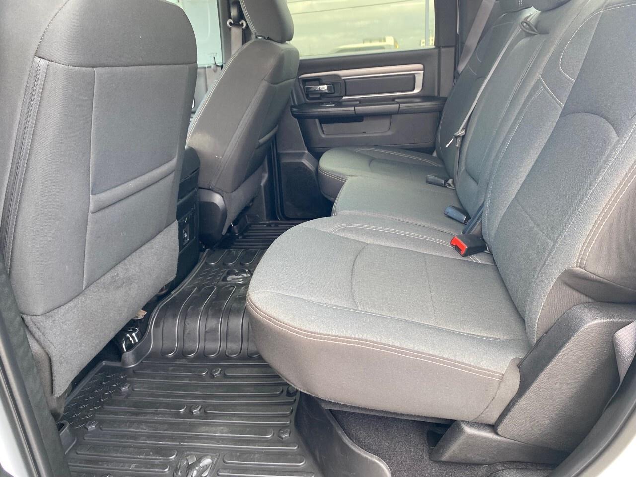 2023 RAM 1500 Classic Warlock 4x4 Crew Cab 5'7 Box Photo