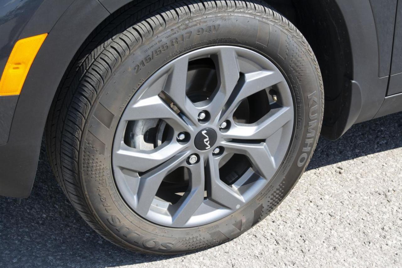 2024 Kia Seltos S Photo