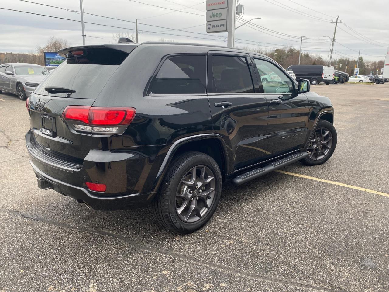 2021 Jeep Grand Cherokee Limited Photo4