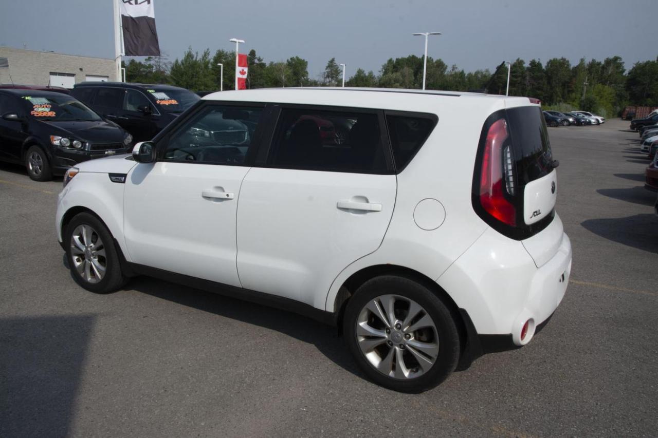 2016 Kia Soul SOUL PLUS Photo2