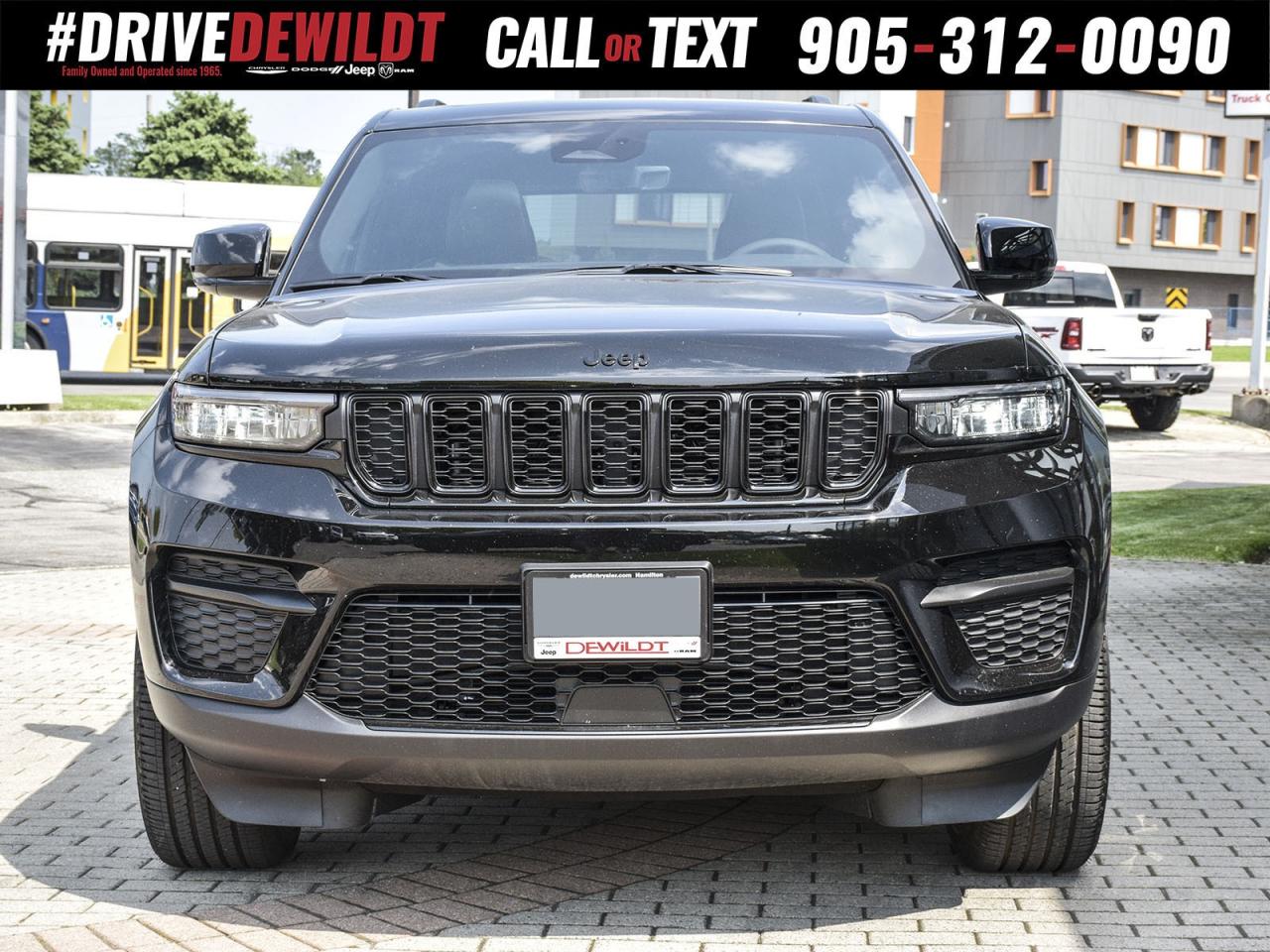 2025 Jeep Grand Cherokee ALTITUDE   DEALER DEMO   NEW CAR INCENTIVES Photo