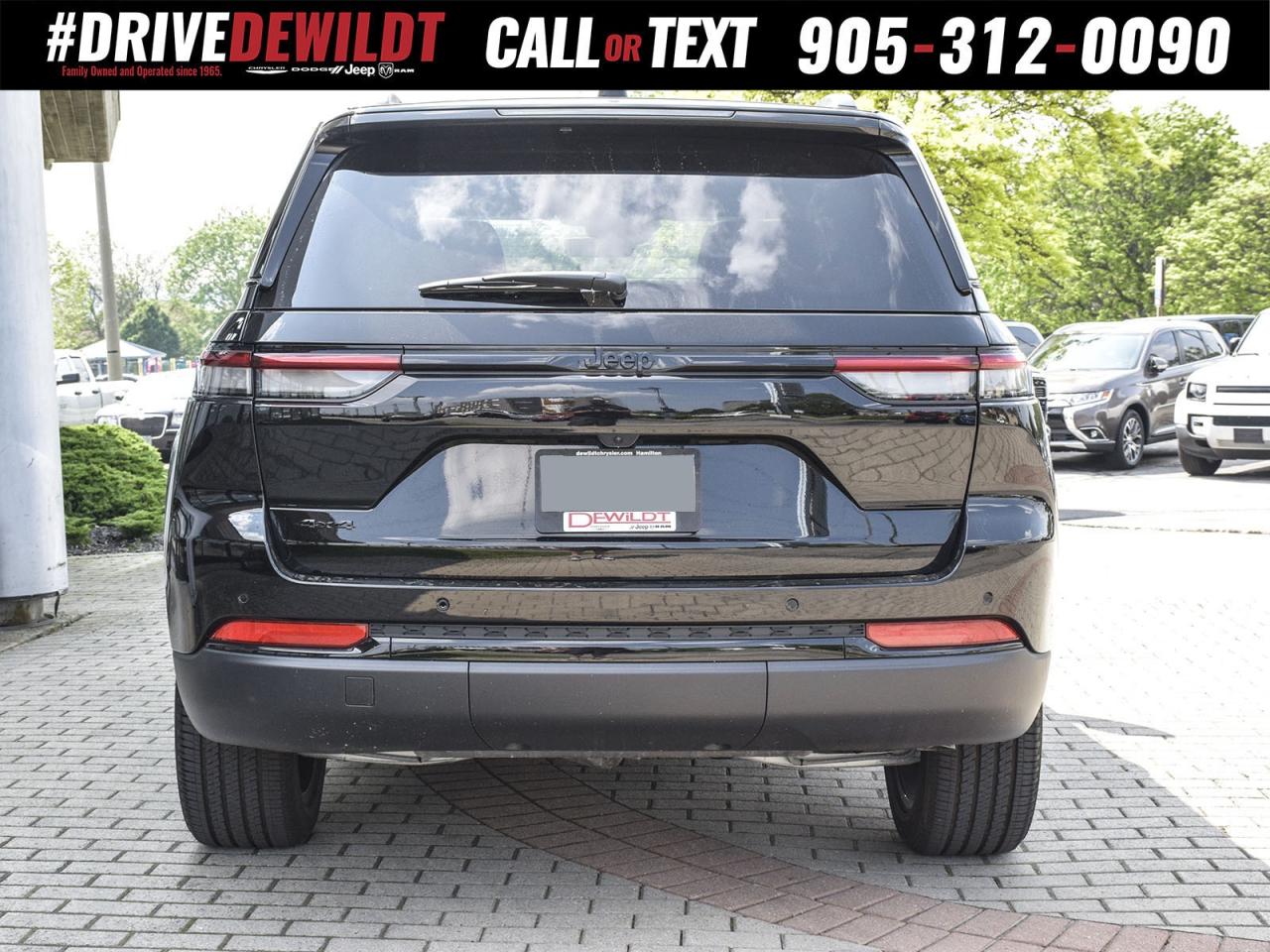 2025 Jeep Grand Cherokee ALTITUDE   DEALER DEMO   NEW CAR INCENTIVES Photo