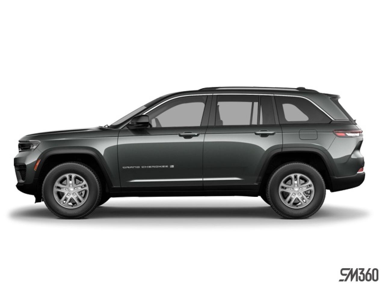2022 Jeep Grand Cherokee Laredo Photo3