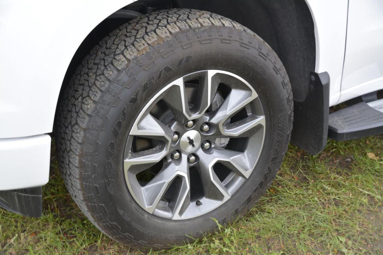 2023 Chevrolet Silverado 1500 RST Photo