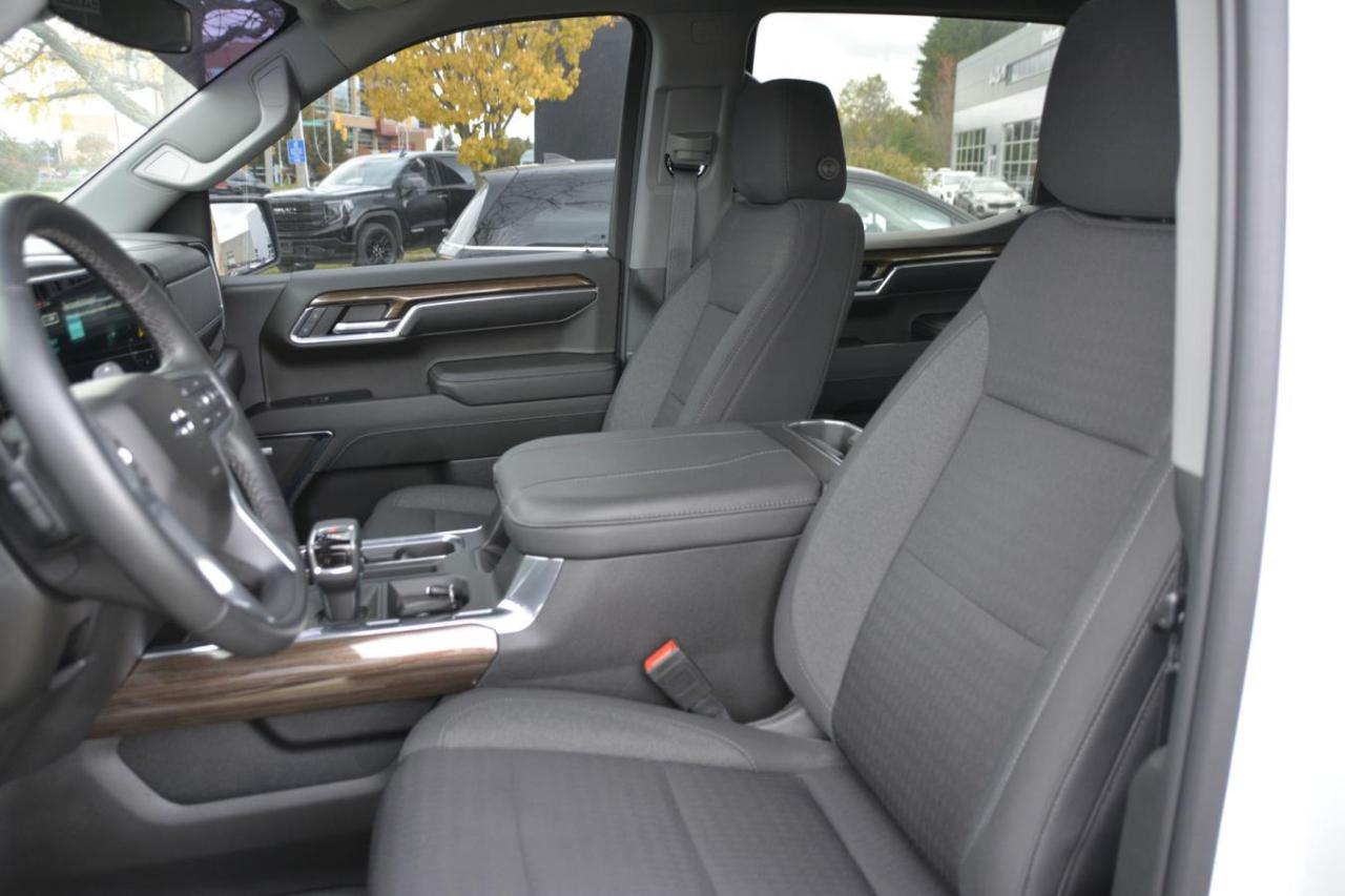 2023 Chevrolet Silverado 1500 RST Photo