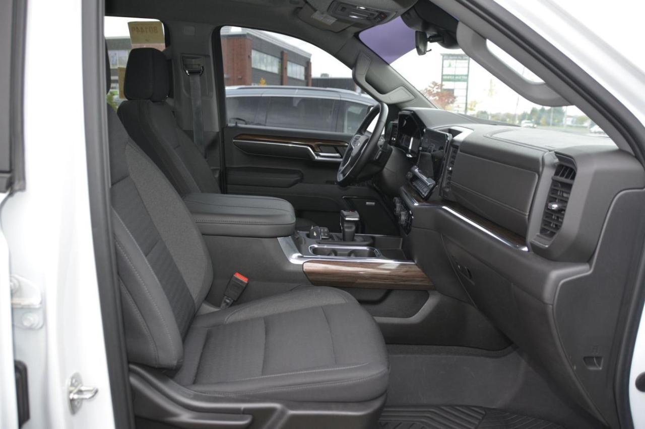 2023 Chevrolet Silverado 1500 RST Photo