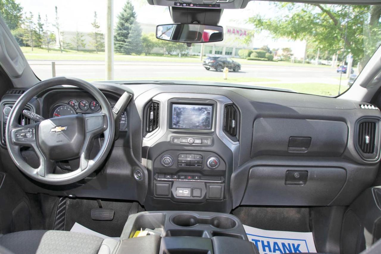2023 Chevrolet Silverado 1500 Silverado Photo3