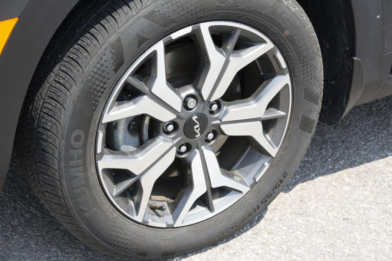 2023 Kia Seltos SELTOS EX Photo