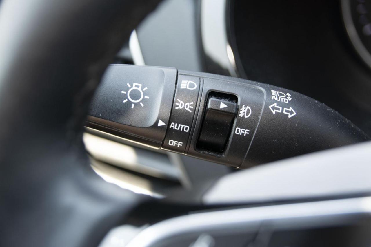 2023 Kia Seltos SELTOS EX Photo