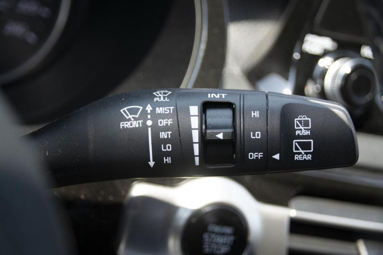 2023 Kia Seltos SELTOS EX Photo