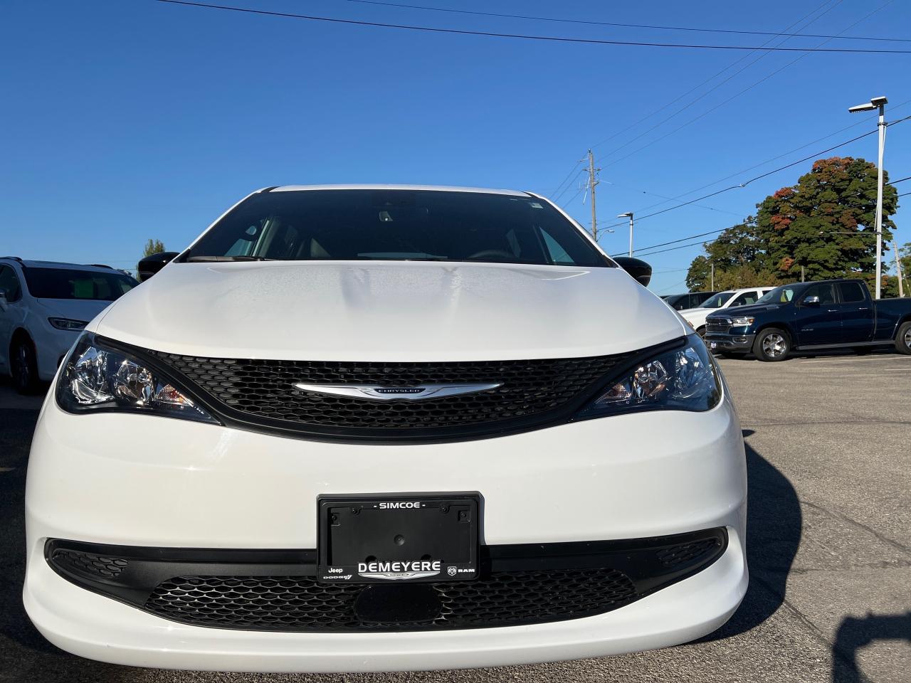 2025 Chrysler Grand Caravan SXT Photo