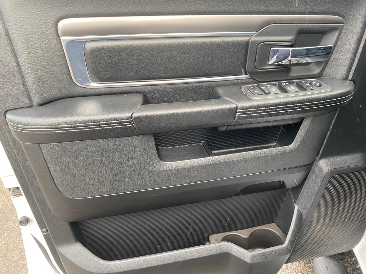 2023 RAM 1500 Classic SLT Photo