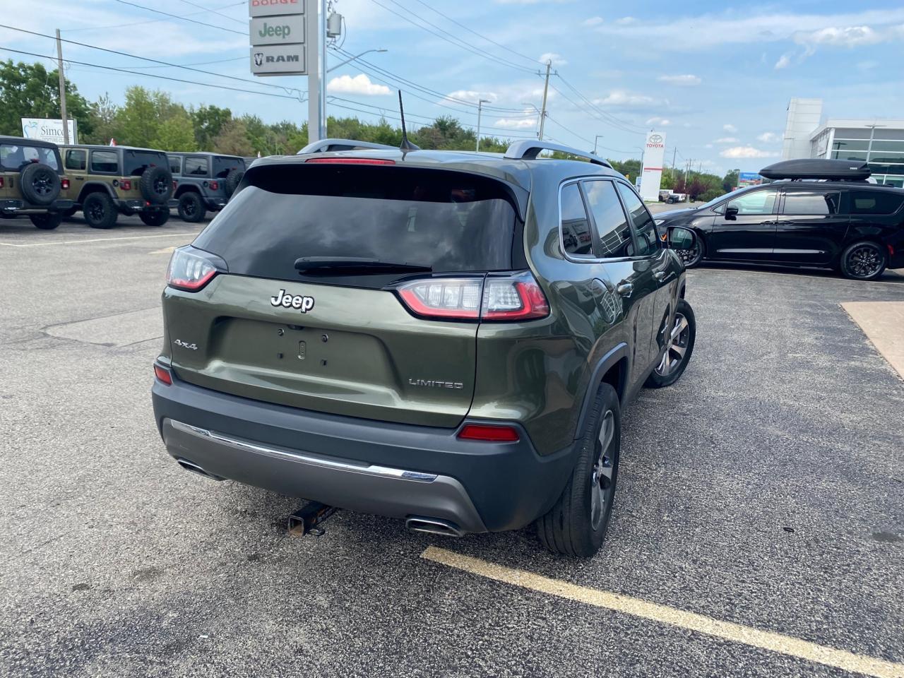 2019 Jeep Cherokee Limited Photo