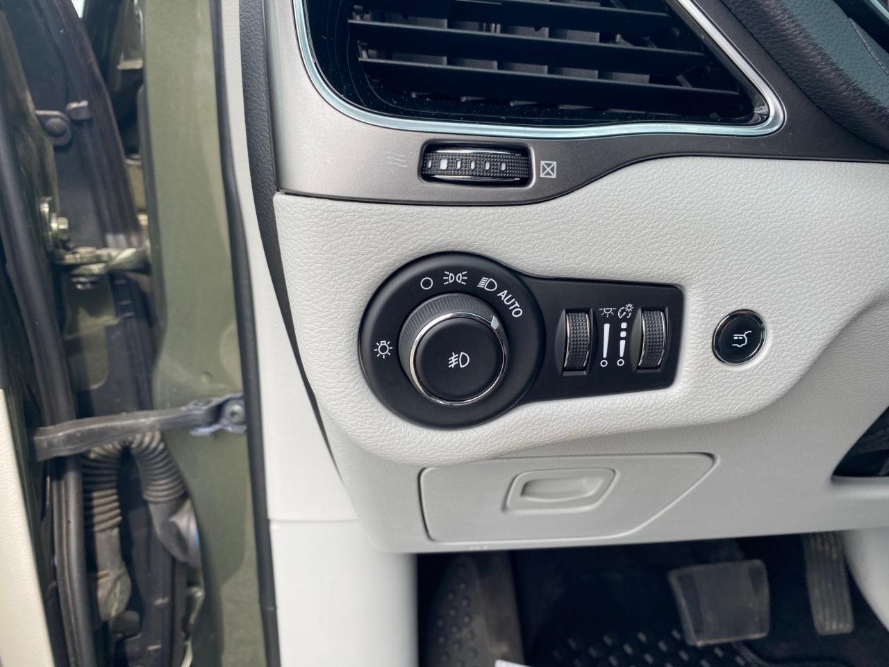 2019 Jeep Cherokee Limited Photo