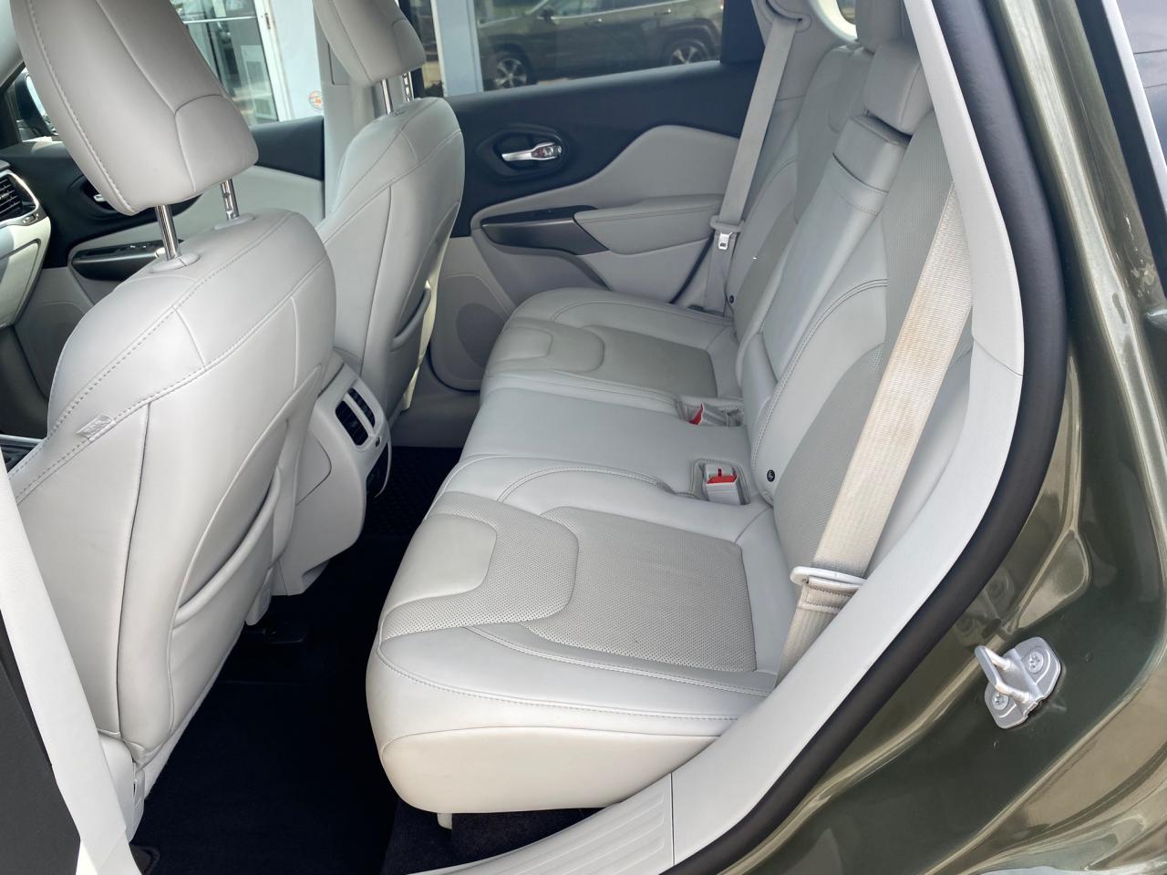 2019 Jeep Cherokee Limited Photo