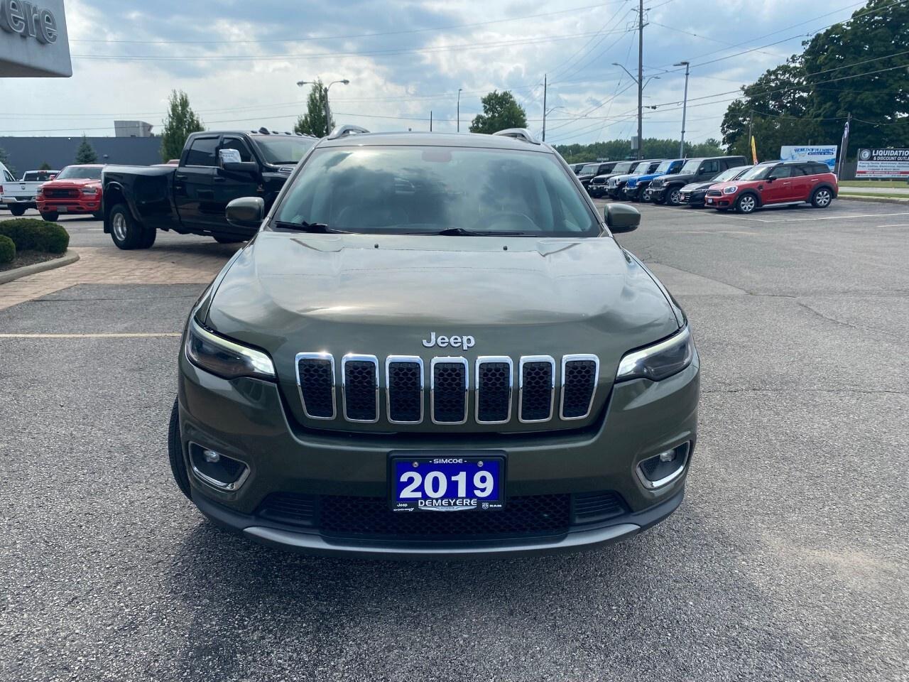 2019 Jeep Cherokee Limited 4X4 Photo