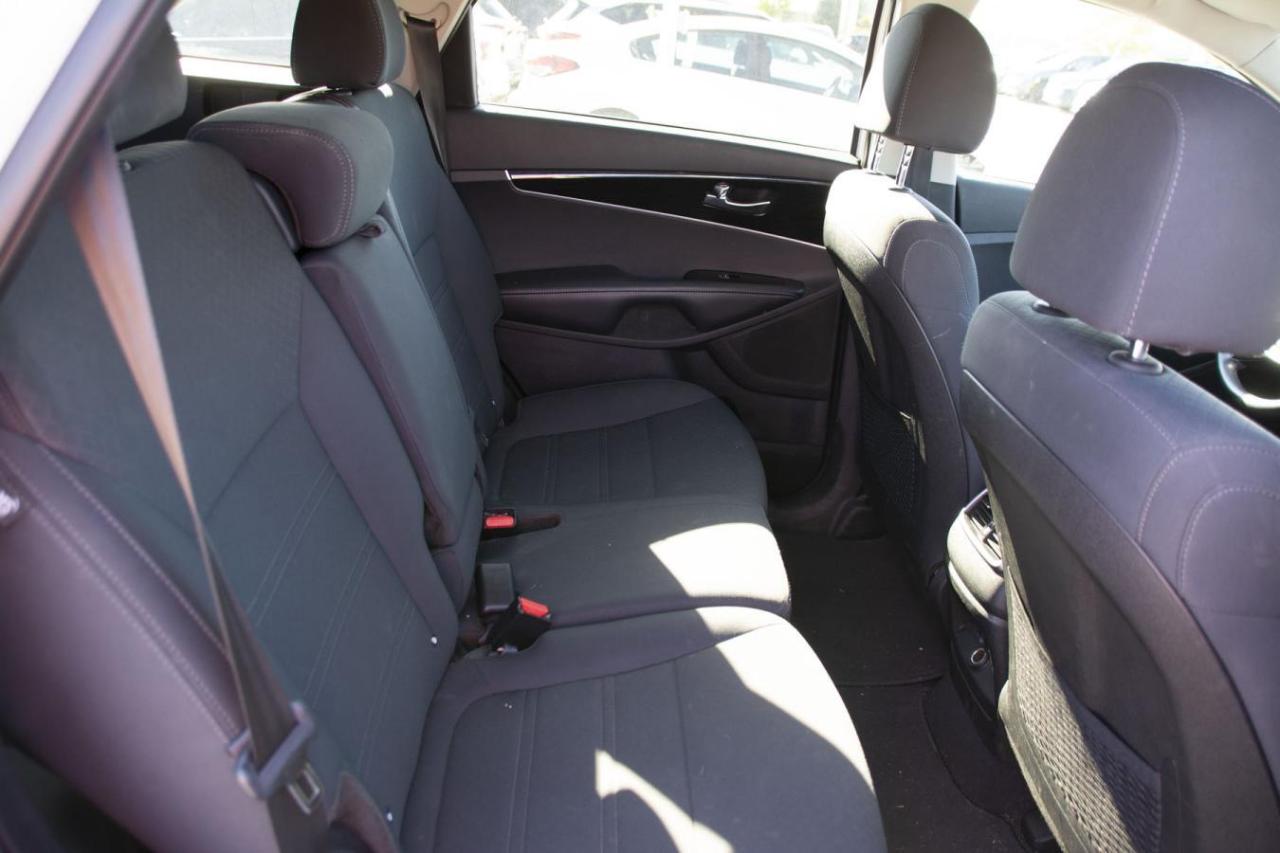 2019 Kia Sorento SORENTO L/LX Photo