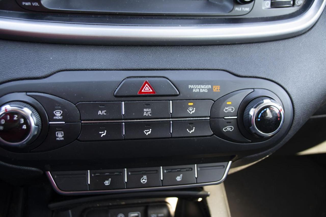 2019 Kia Sorento SORENTO L/LX Photo