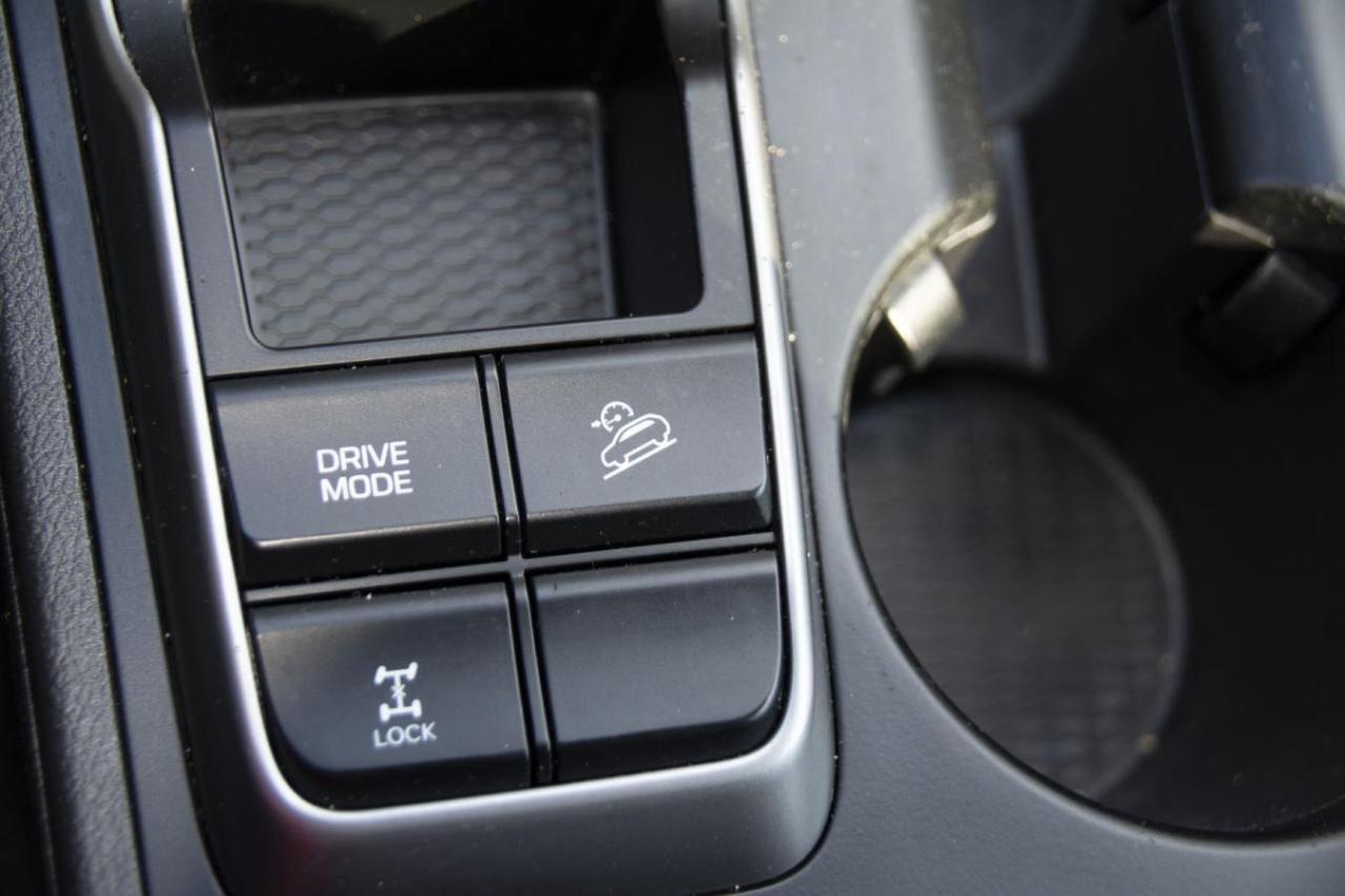 2016 Hyundai Tucson TUCSON LTD/SPT AND ECO/SE Photo